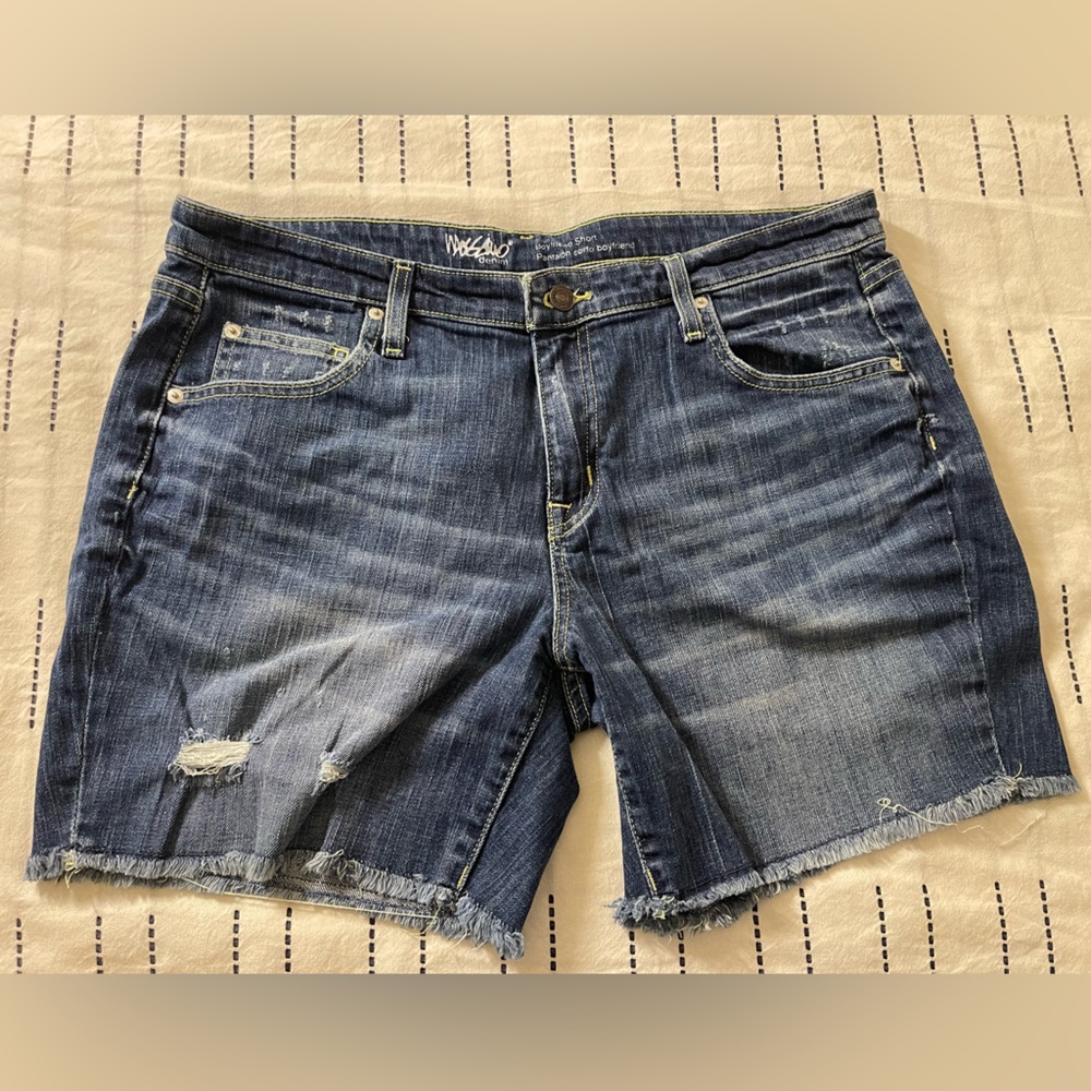 Boyfriend jean shorts, size 14